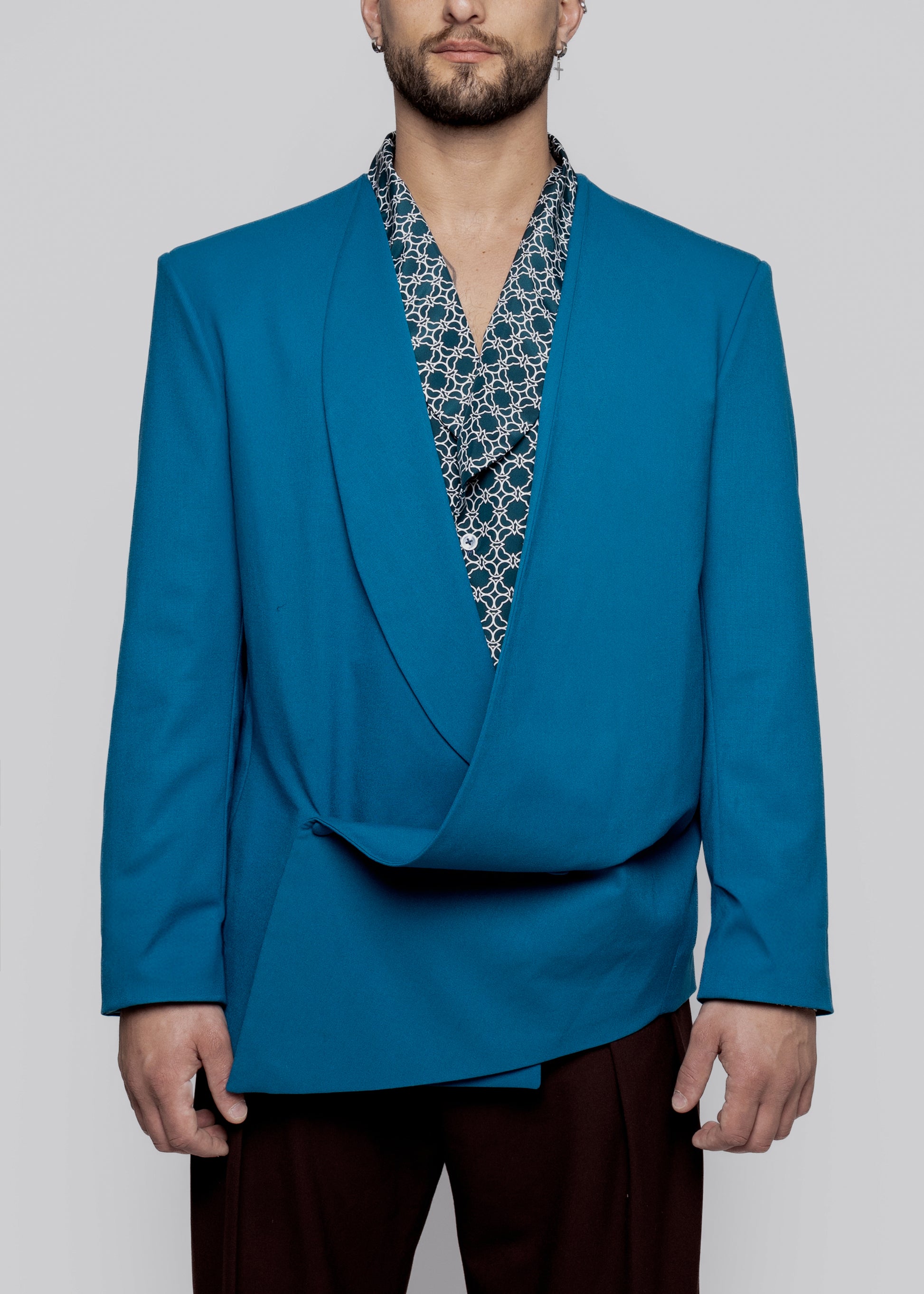 Asimetric Blazer Petroleo