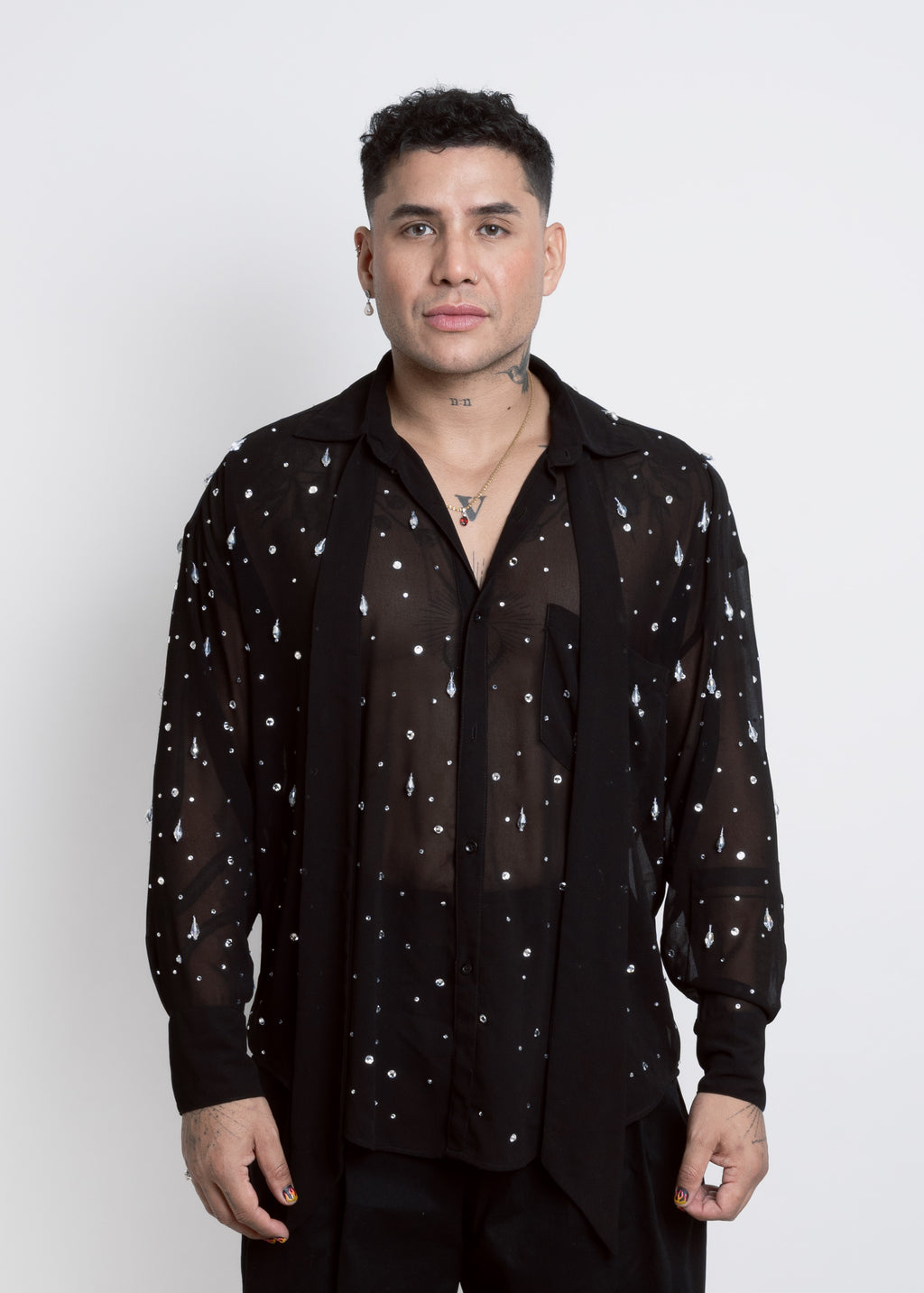 CAMISA CON CRISTALES