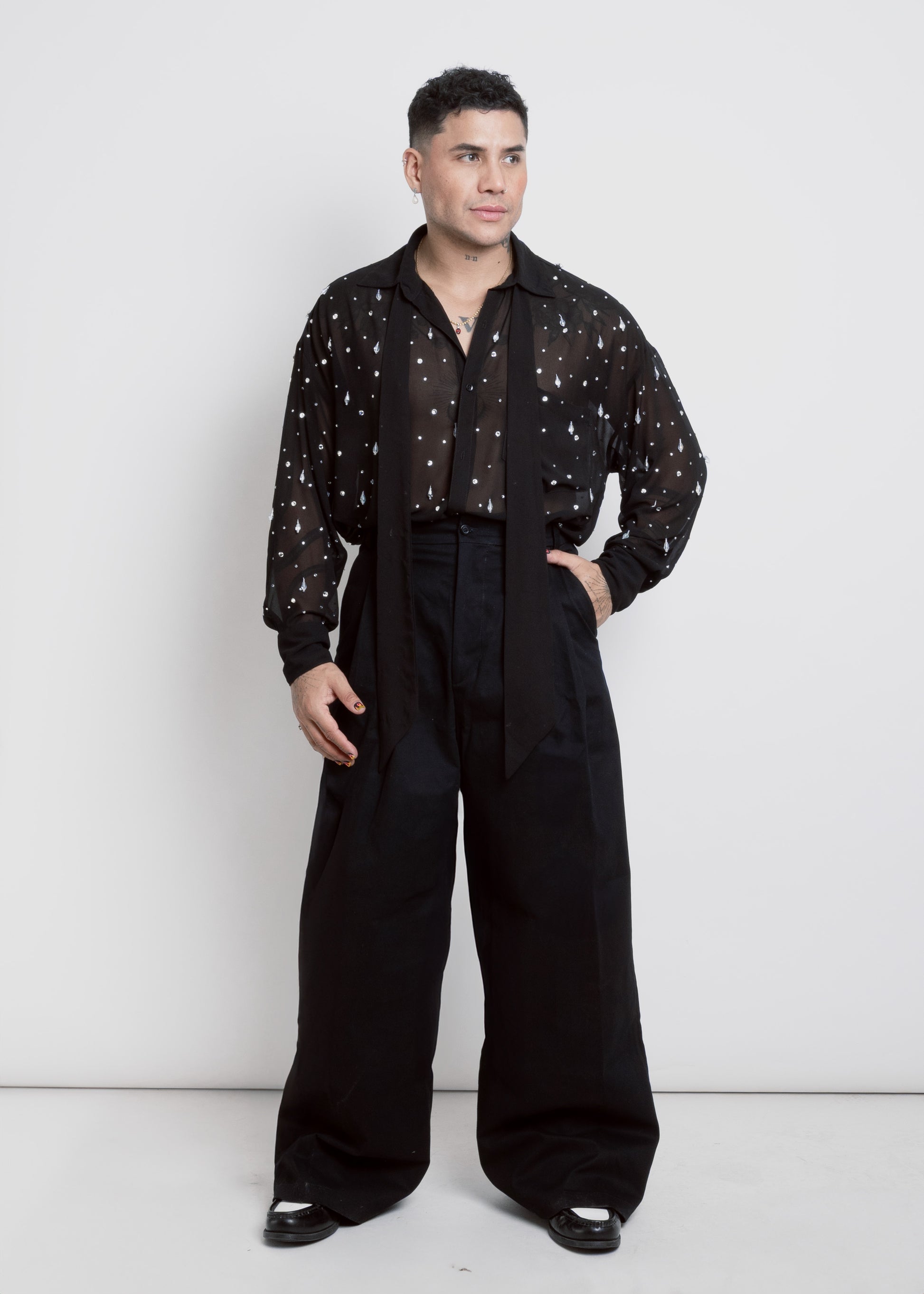 CAMISA CON CRISTALES