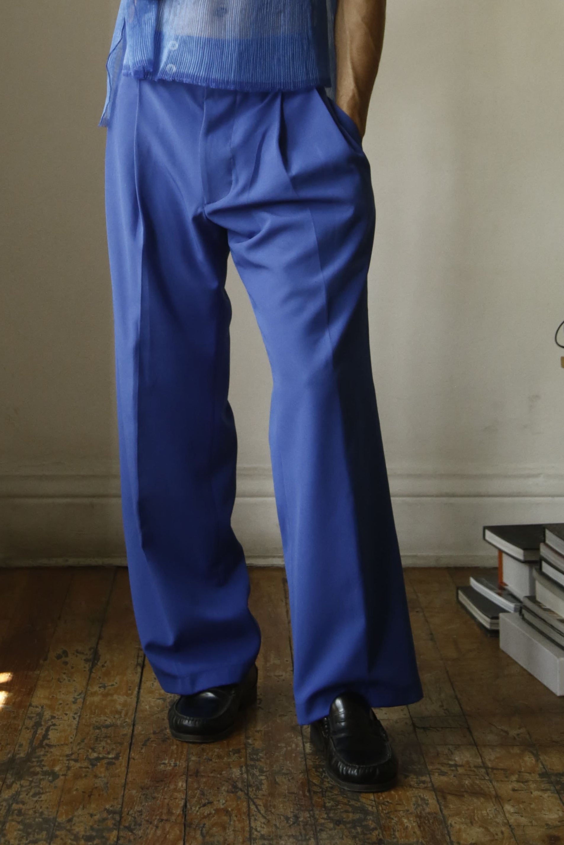 PANTALÓN AZUL REY